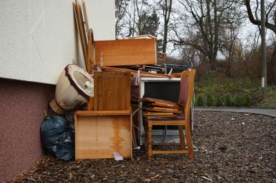 Old Furniture Disposal in Auburn, CA